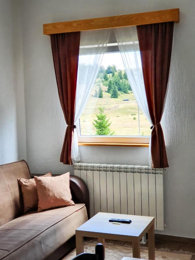 Apartmani Stari Gaj Žabljak エクステリア 写真