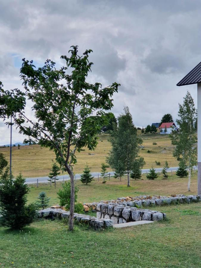 Apartmani Stari Gaj Žabljak エクステリア 写真
