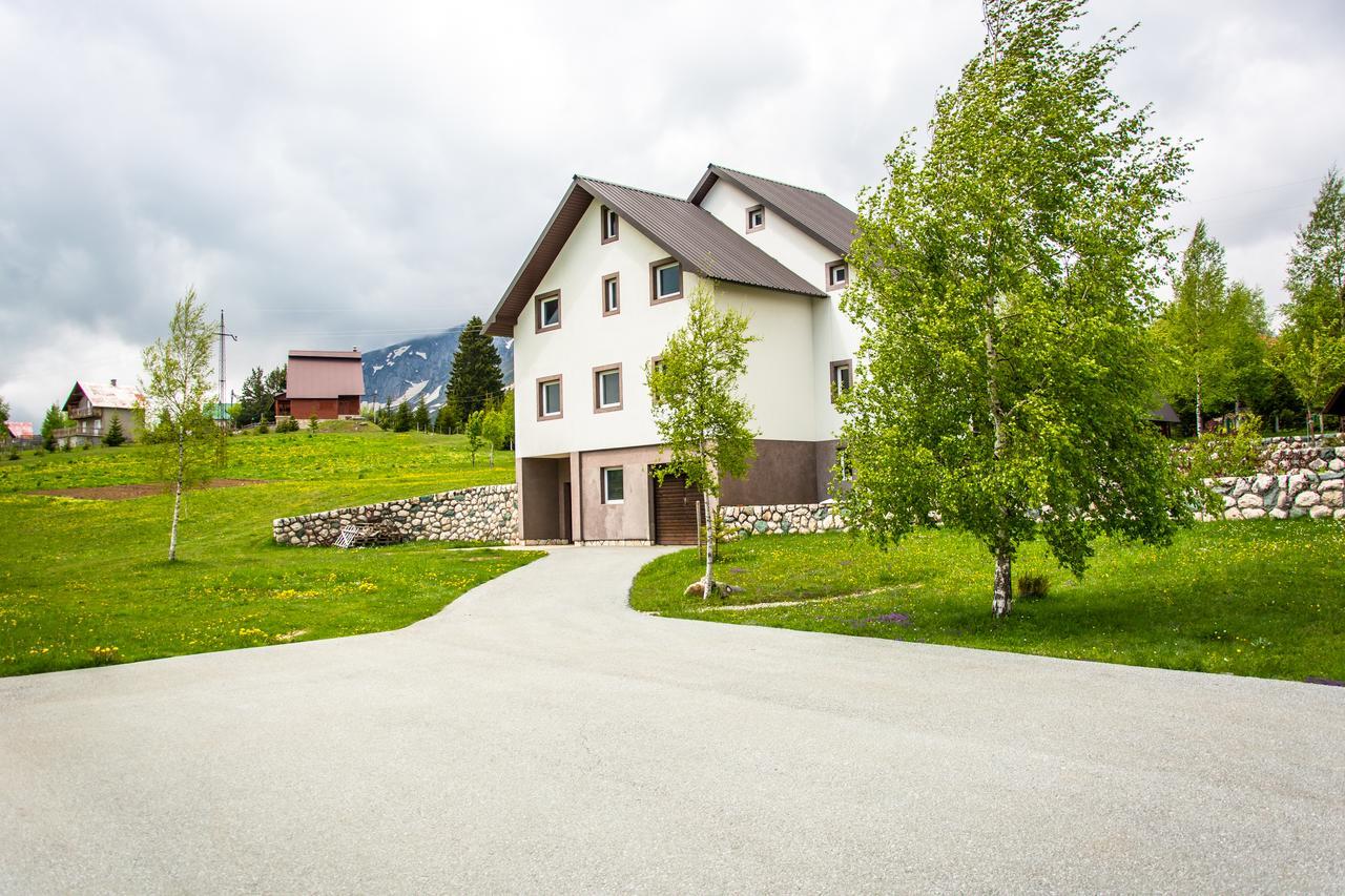 Apartmani Stari Gaj Žabljak エクステリア 写真