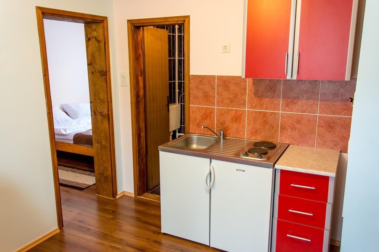 Apartmani Stari Gaj Žabljak エクステリア 写真